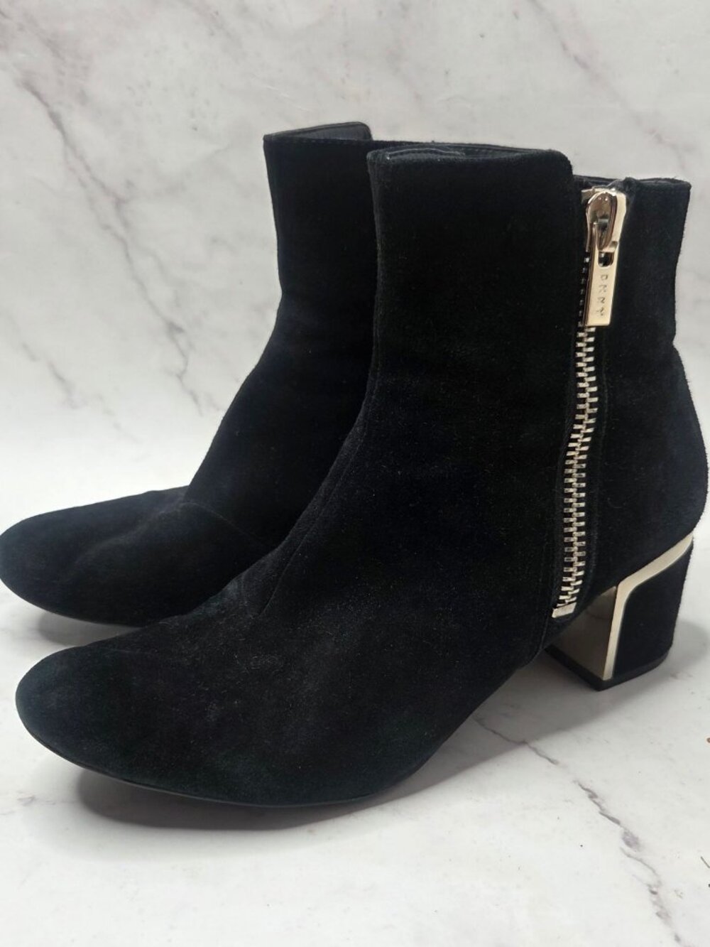 DKNY Black Suede Booties Classic Ankle Boots Fall Winter Women's 8